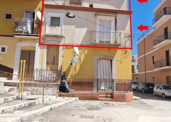 Foto 1 - Stabile - Palazzo Via CARSO
3, San Nicandro Garganico - foto 1