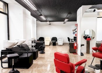 Foto 10 - Commercial Premises Via Giovanni Camerana
4, Torino - photo 10