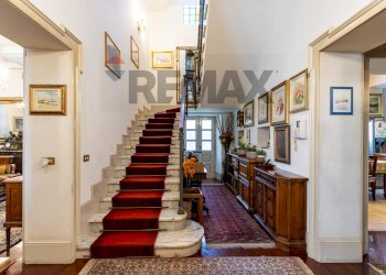 Scale - Villa CORSO GARIBALDI
 
79, Seveso - foto 13