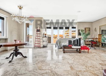 Soggiorno - Apartment VIA VESPRI SICILIANI
 
69, Busto Arsizio - photo 2