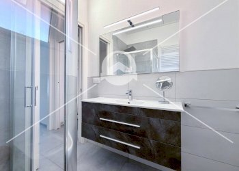 Foto 37 - Villa a Schiera Via Ugo Foscolo
 
40, Loano - foto 37