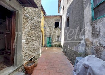 Foto 3 - Rustico Via per Pascoso
 
2, Pescaglia - foto 3