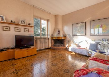 Soggiorno - Independent house Via XXV Aprile
 
4, Albizzate - photo 26