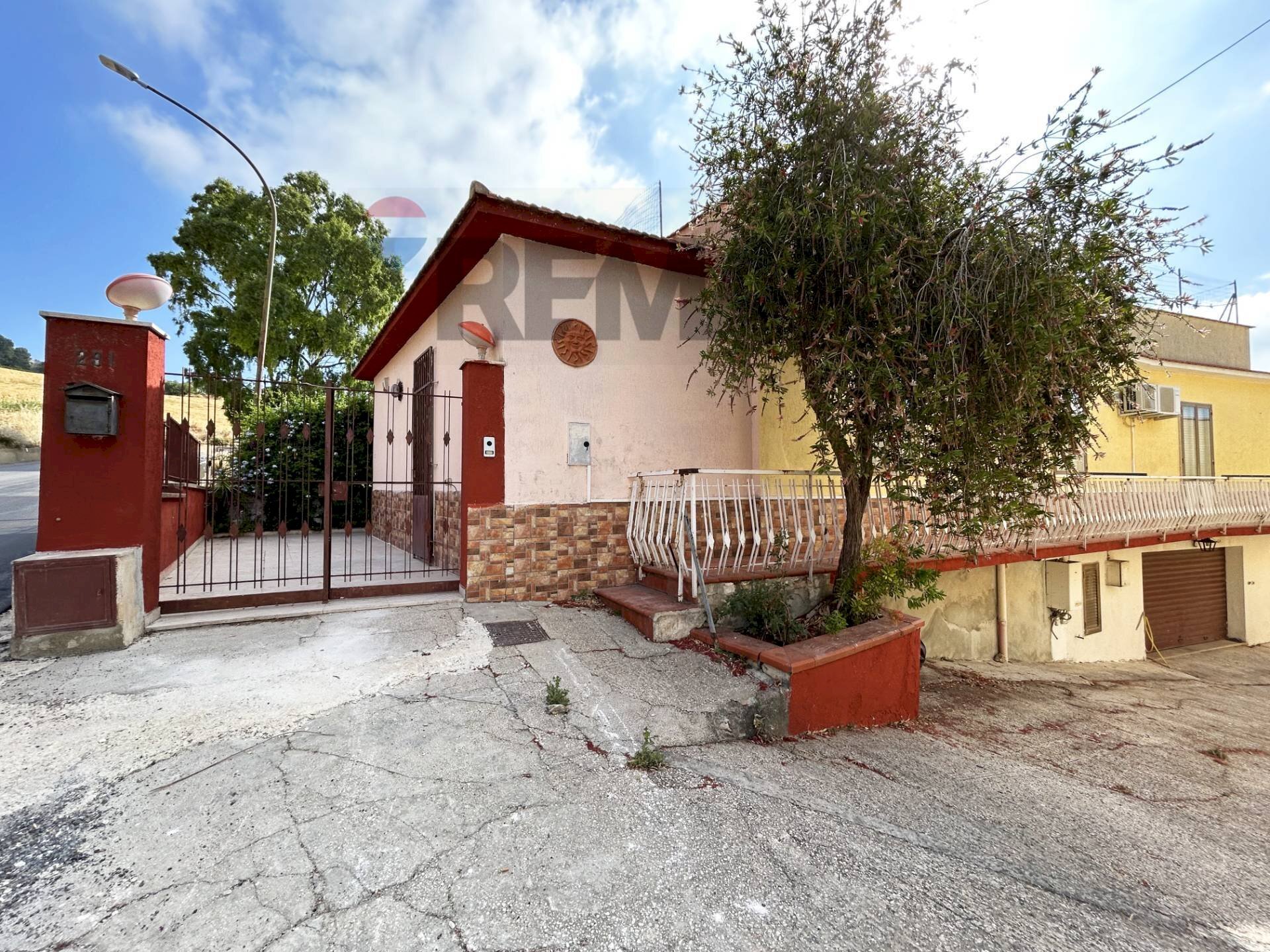 Casa all\'aperto - Independent house via Sicilia
 
291, Valderice - photo 1