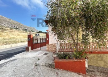 Casa all\'aperto - Independent house via Sicilia
 
291, Valderice - photo 90
