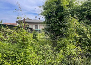 Foto 4 - Terreno edificabile VIA SAN PIETRO 79
 
79, Desenzano del Garda - foto 4