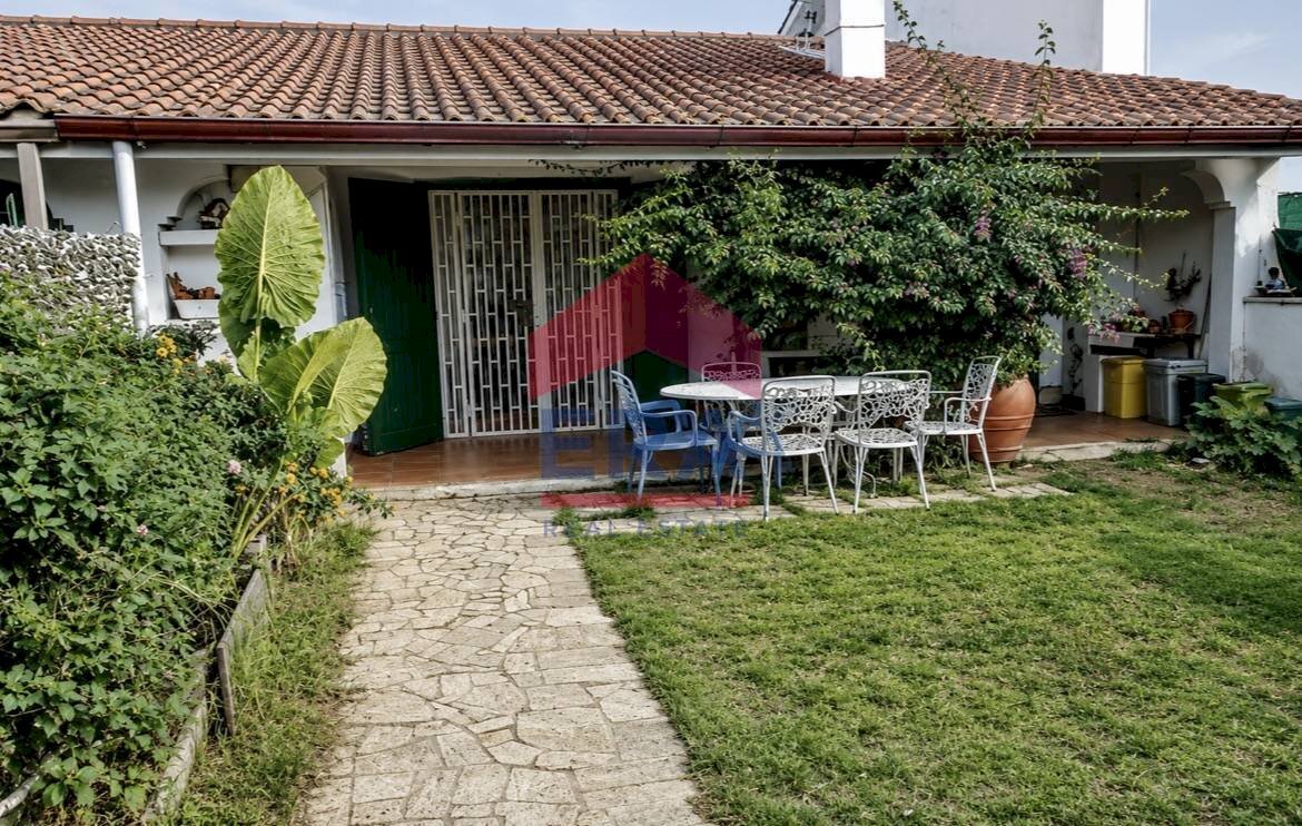 Foto 1 - Terraced Villa viale tevere
 
2, Ardea - photo 1