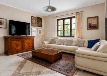 Foto 11 - Villa Via Luigi Einaudi
 
1, Iglesias - photo 11