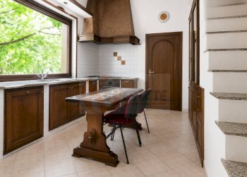 Foto 12 - Villa Via Luigi Einaudi
 
1, Iglesias - photo 12