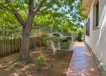 Foto 30 - Villa Via Luigi Einaudi
 
1, Iglesias - photo 30