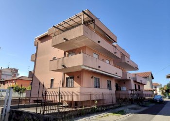 Foto 1 - Four-room apartment Via Sant'Ambrogio
 
2, Gallarate - photo 1