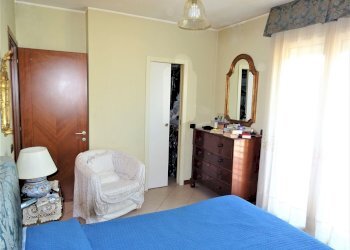 camera da letto - Four-room apartment xx settembre, Terni - photo 18