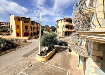 Foto 2 - Trilocale via Oristano
 
9, Valledoria - foto 2