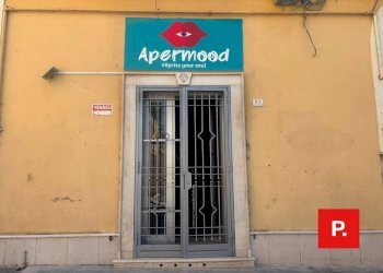 Foto 1 - Commercial Premises Piazza Sant'Anna
11 A, Caserta - photo 1