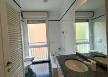 Bagno - Stabile - Palazzo via Gaspare Tagliacozzi, 20, Bologna (zona Colli) - foto 3