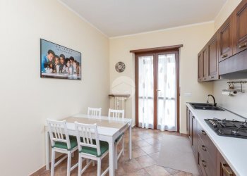 Three-room apartment Via Edmondo De Amicis, Collegno - photo 9