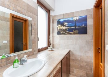 Three-room apartment Via Edmondo De Amicis, Collegno - photo 15