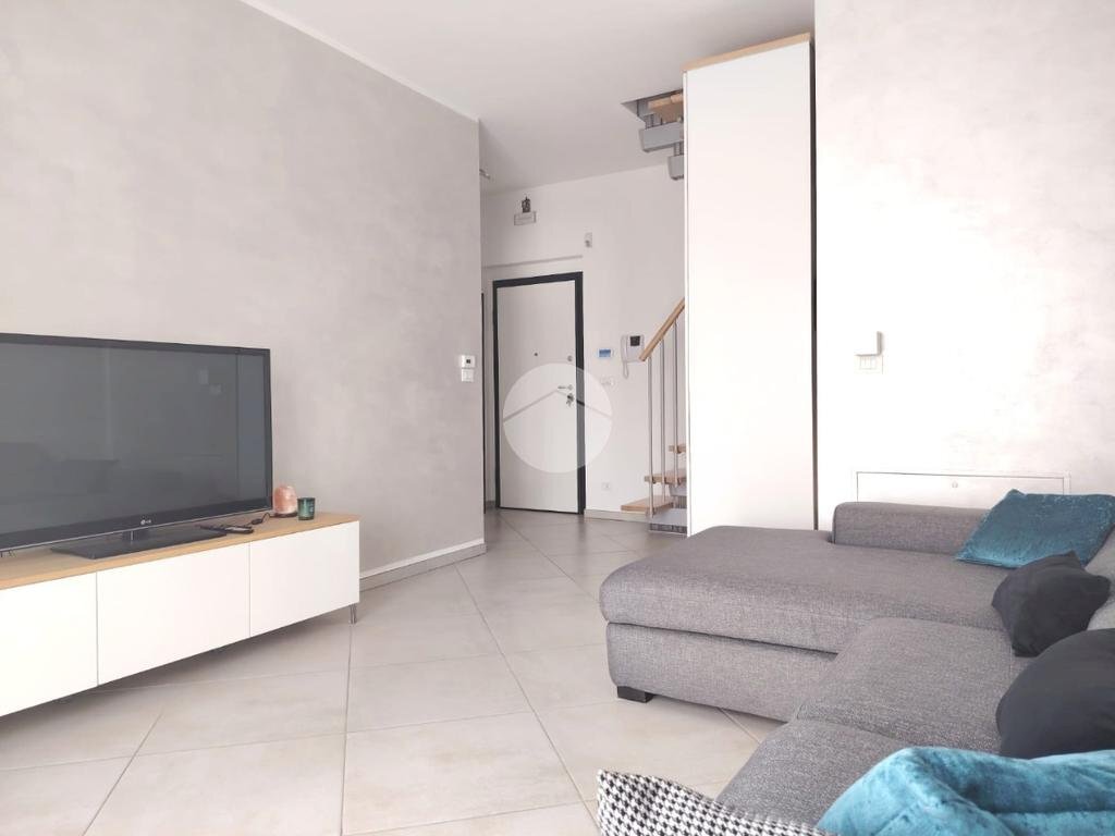 Four-room apartment Via antonio gramsci, Orbassano - photo 2