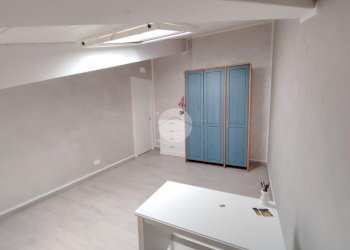 Four-room apartment Via antonio gramsci, Orbassano - photo 16