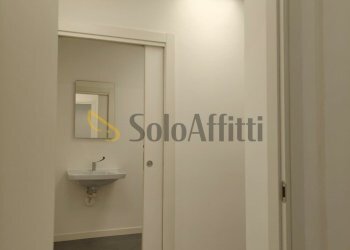 antibagno - Commercial Premises Via Camillo Benso Cavour 1B, Busto Arsizio - photo 9