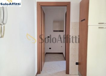 disimpegno.jpg - Two-room apartment Via Pace, Limbiate - photo 4
