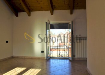 Camera - Three-room apartment Via XXIV Maggio, Parabiago - photo 18