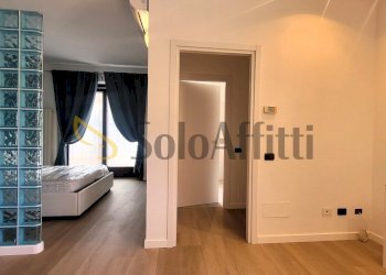 Camera - One-room apartment Via Paolo Castelnovo, Parabiago - photo 3