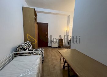 One-room apartment Via Ferrini 71, Pavia - photo 7