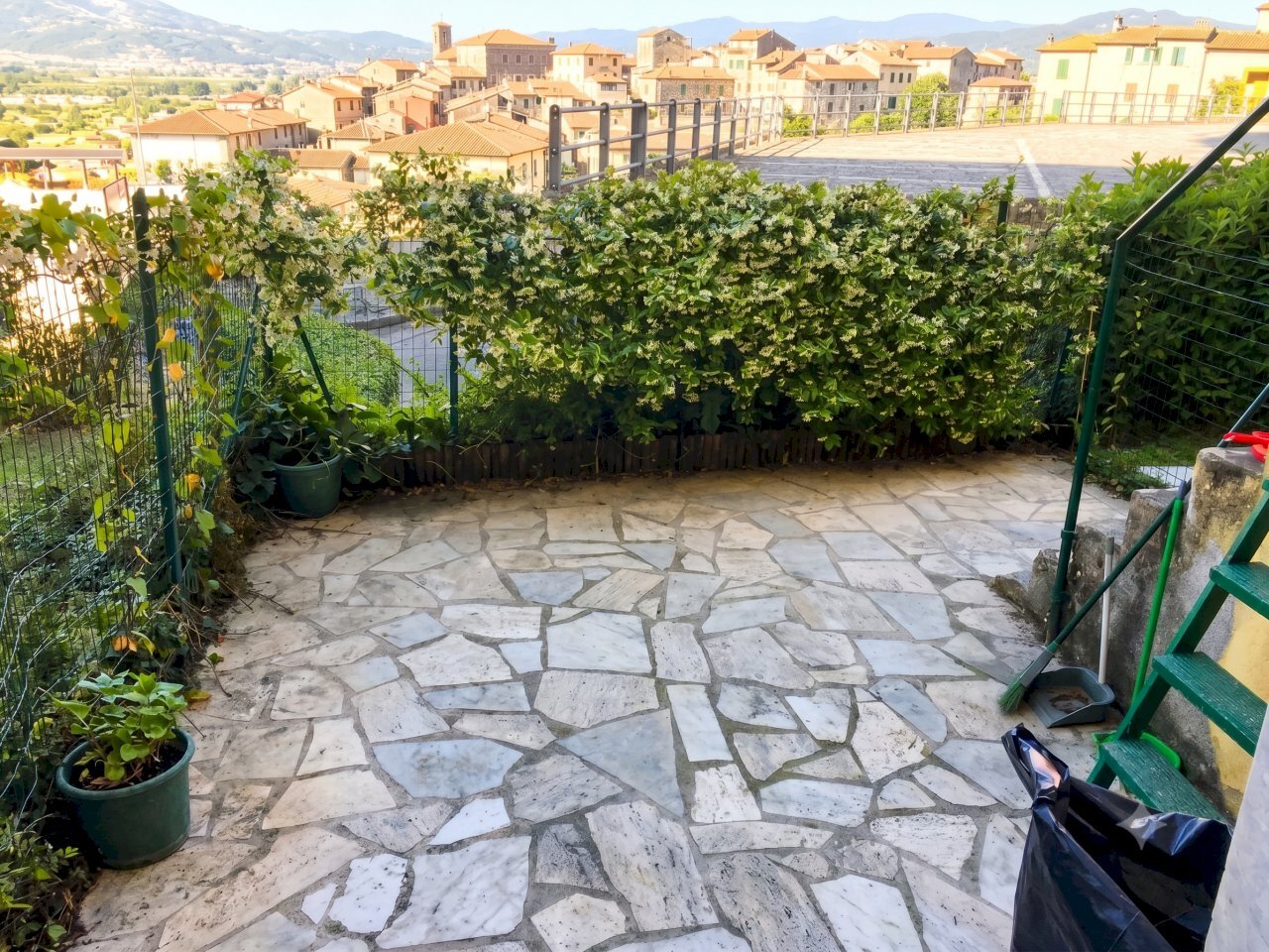 cortile - Appartamento Ameglia - foto 1