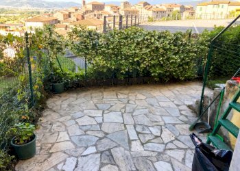 cortile - Appartamento Ameglia - foto 1
