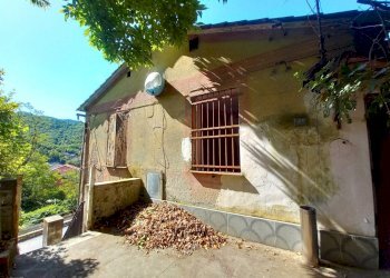 3 (2) - Porzione di casa Uscio - foto 3