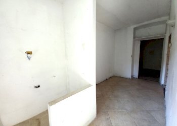 8 - Porzione di casa Uscio - foto 9