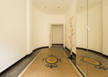 IMG_3559 - Appartamento Corso Magenta, Genova (zona Castelletto) - foto 2