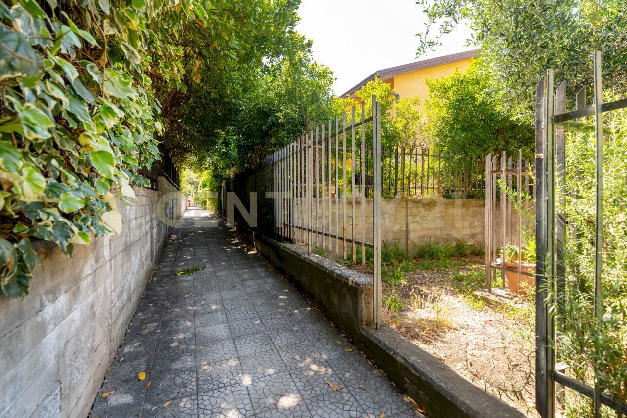 Via degli Ulivi 9 (55) - Porzione di casa Via degli Ulivi 9, Tremestieri Etneo - foto 2