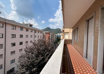 Terrazzo - Ufficio Via Morazzone Pier Francesco Mazzucchelli 21, Como - foto 14