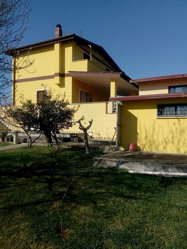 01045dec-dd9e-4250-91e0-637fa3aa99a8 - Villa Nettuno - foto 2