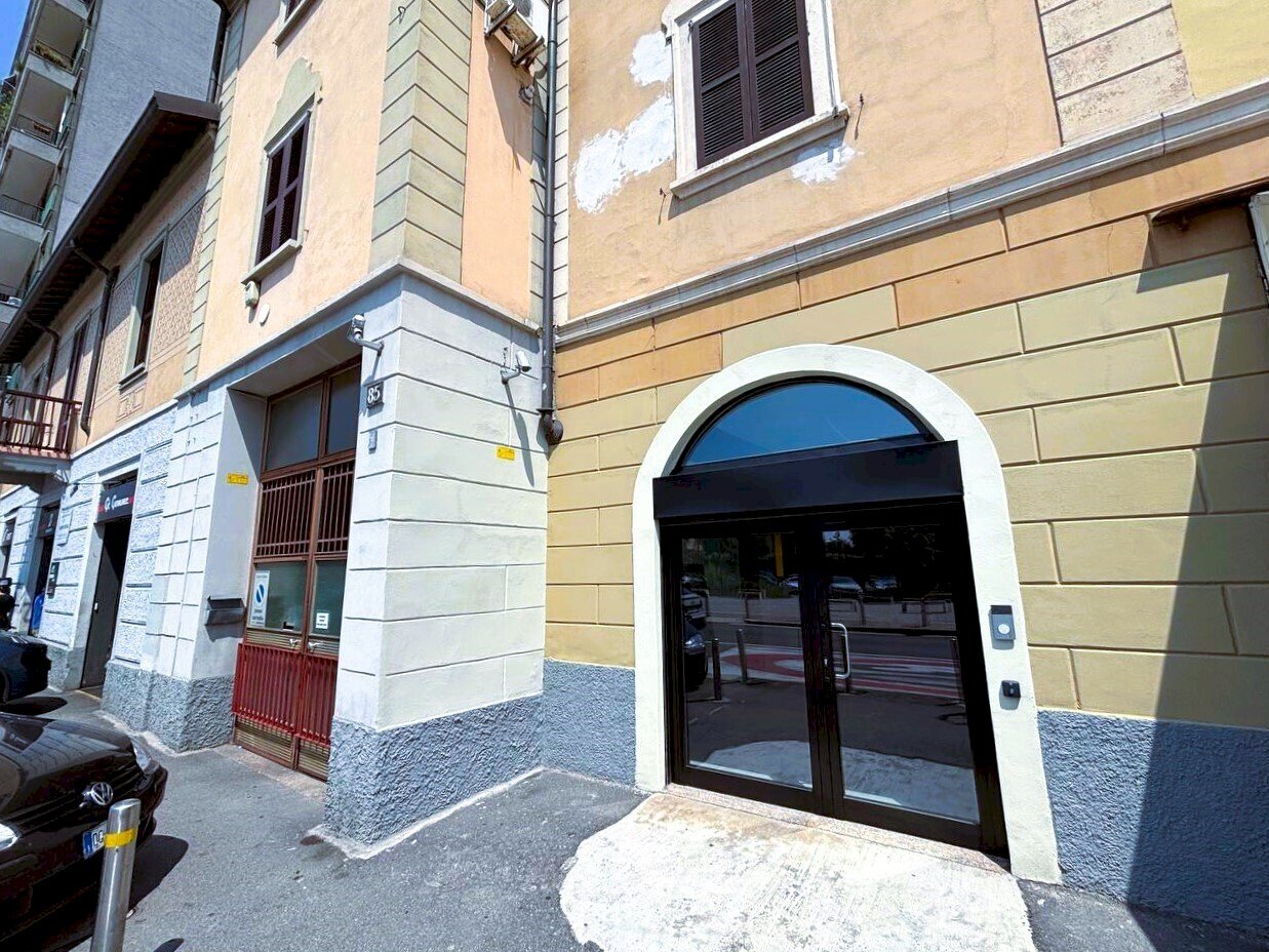 Ingresso - Show room Via Giovanni Antonio Amadeo 85, Milano (neighborhood Città Studi) - photo 3
