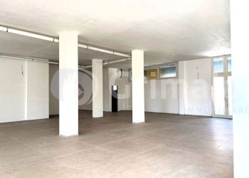 WhatsApp Image 2026-03-23 at 11.30.43 (12)_risulta - Show room via lepanto 0, Gallipoli - foto 3