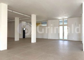 WhatsApp Image 2026-03-23 at 11.30.43 (13)_risulta - Show room via lepanto 0, Gallipoli - foto 4