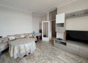 salone - Quadrilocale Via Roma, Pieve Porto Morone - foto 5