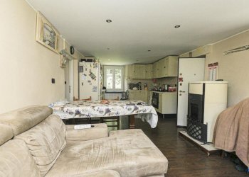Soggiorno (2).jpg - Apartment Via San Martino 85, Ceranesi - photo 3