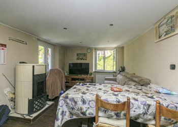 Zona giorno.jpg - Apartment Via San Martino 85, Ceranesi - photo 5