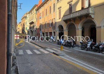 Appartamento Bologna (zona Santo Stefano) - foto 1