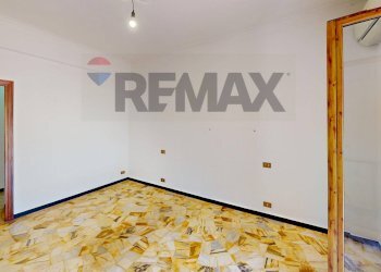 Two-room apartment Via Bolzaneto, 26 
 Bolzaneto, Genova (neighborhood Bolzaneto) - photo 4