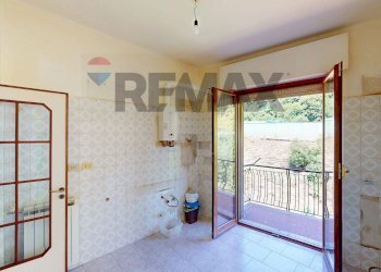 Two-room apartment Via Bolzaneto, 26 
 Bolzaneto, Genova (neighborhood Bolzaneto) - photo 9