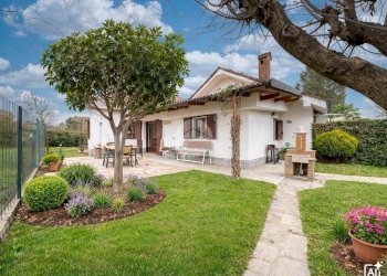 Villa Villa Singola Via Arona, Rivoli - photo 3