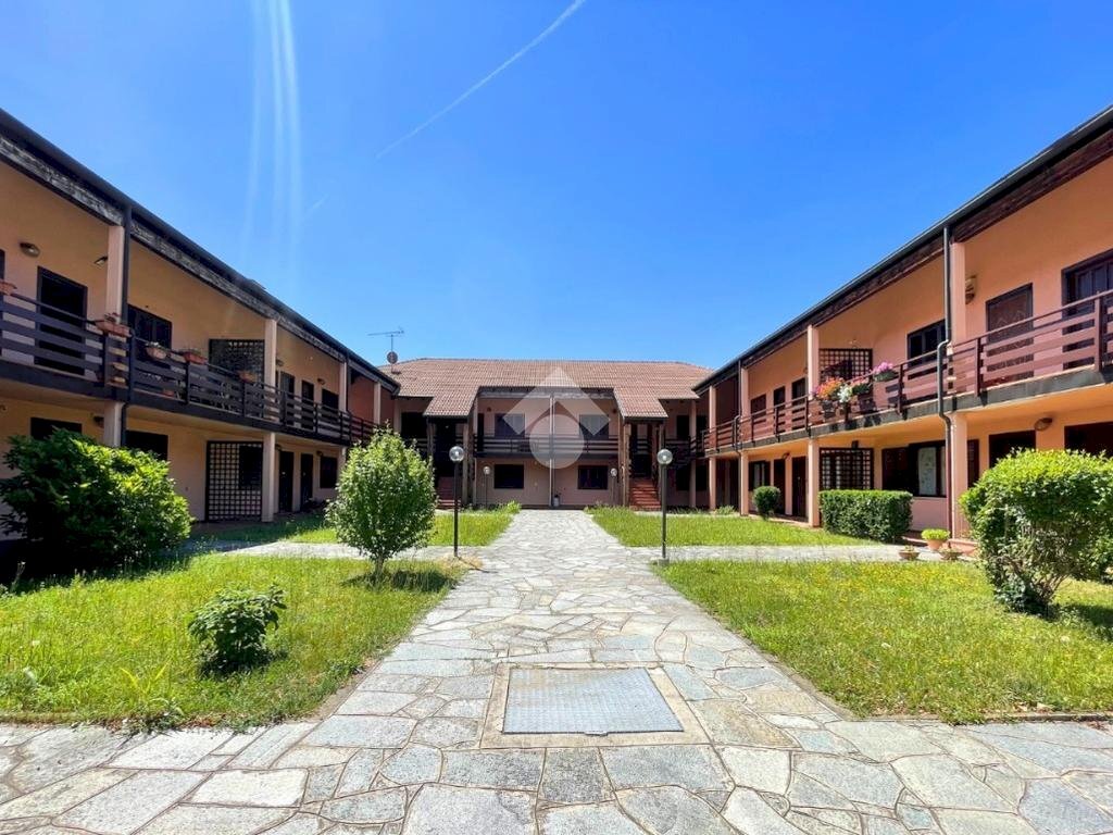 Three-room apartment Piazza Donatori di Sangue, Villar Dora - photo 1