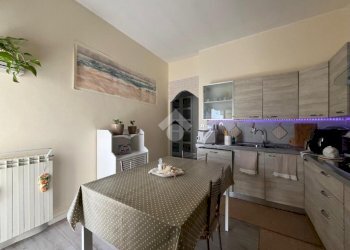 Three-room apartment Via C. Botta, Castellamonte - photo 3