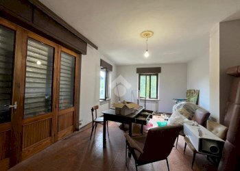 Casa indipendente Via Cavour, Colleretto Castelnuovo - foto 5
