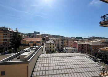 Quadrilocale VIA GIUSEPPE ELIA BENZA, Genova (zona Sestri Ponente) - foto 6